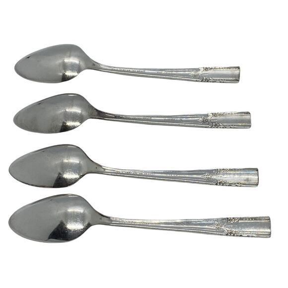 1940 Wm A Rogers Artistic Pattern Four Teaspoons Heavy Silver Plate No Monogram - Picture 4 of 10